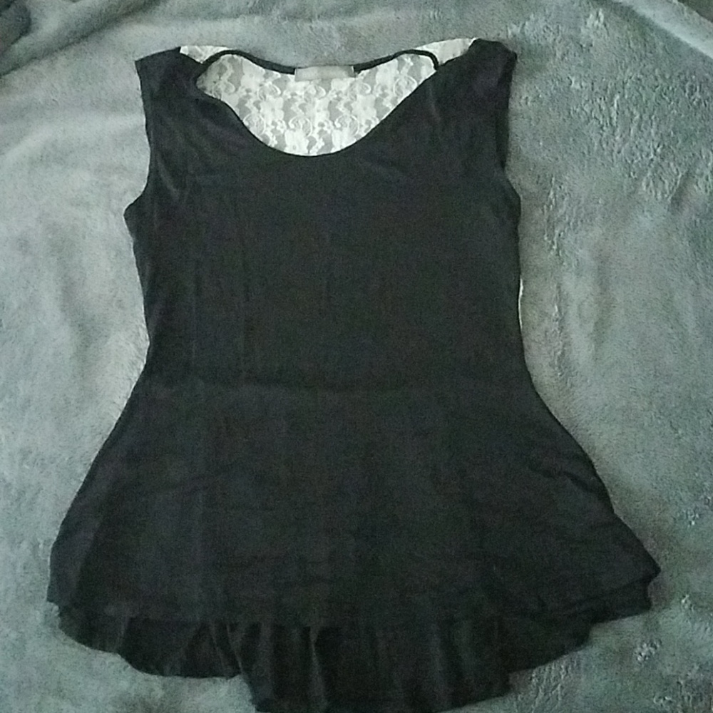 Sleeveless black lace shirt